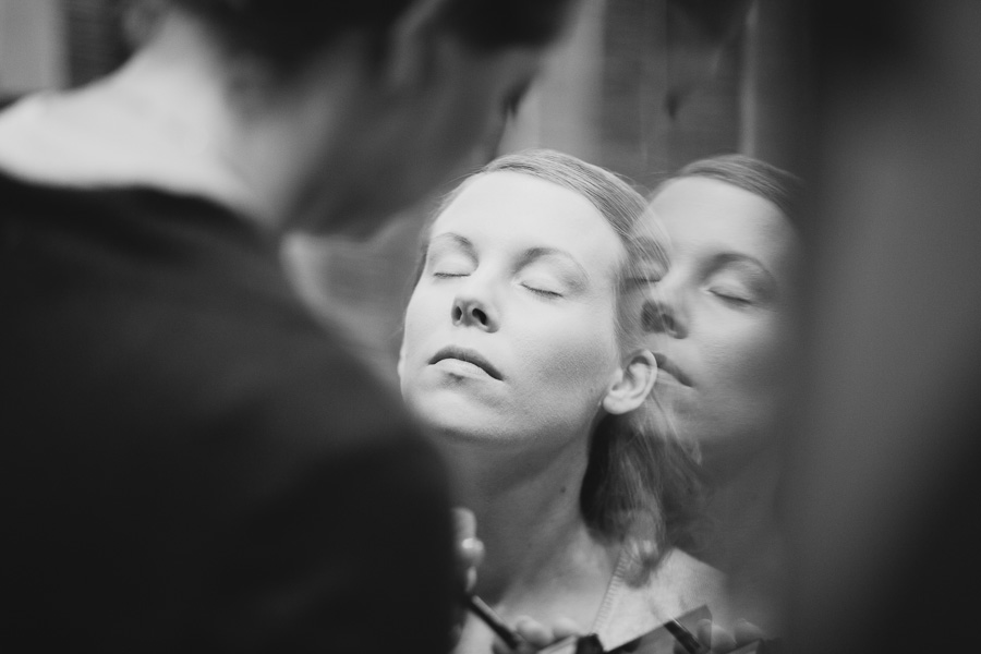 Bröllopsfotograf Stockholm förberedelser pågår Bröllopsfotograf Stockholm förberedelser pågår