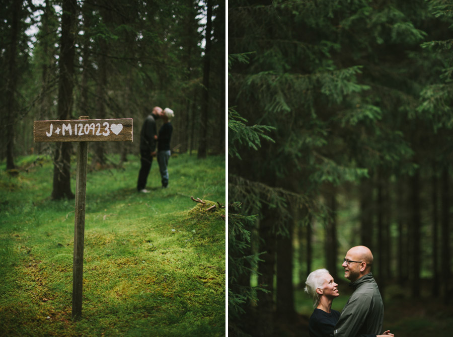 Fotograf Bollnäs Par förlovar sig i Hälsingeskogarna