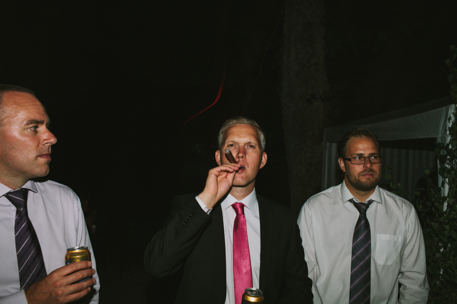 Cigarren kommer fram till kvällningen